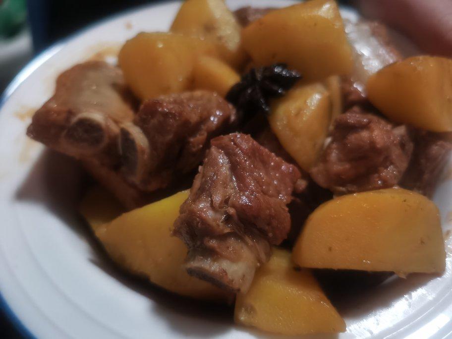 排骨炖土豆