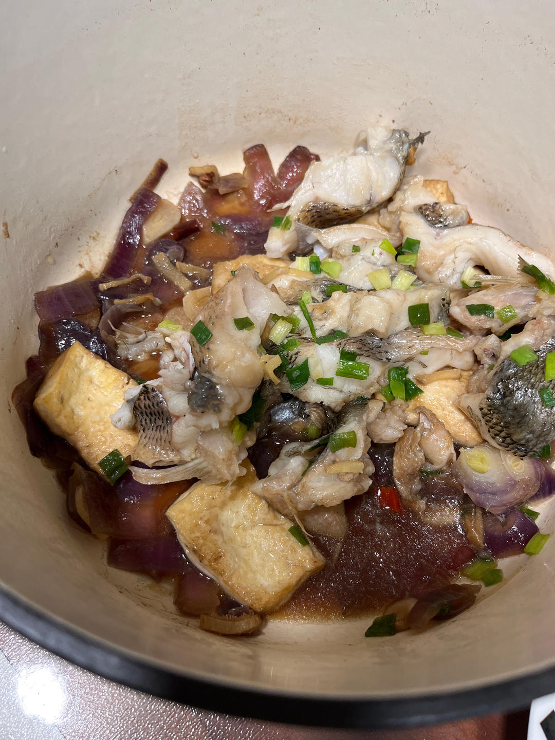 鲜嫩豆腐鲈鱼煲