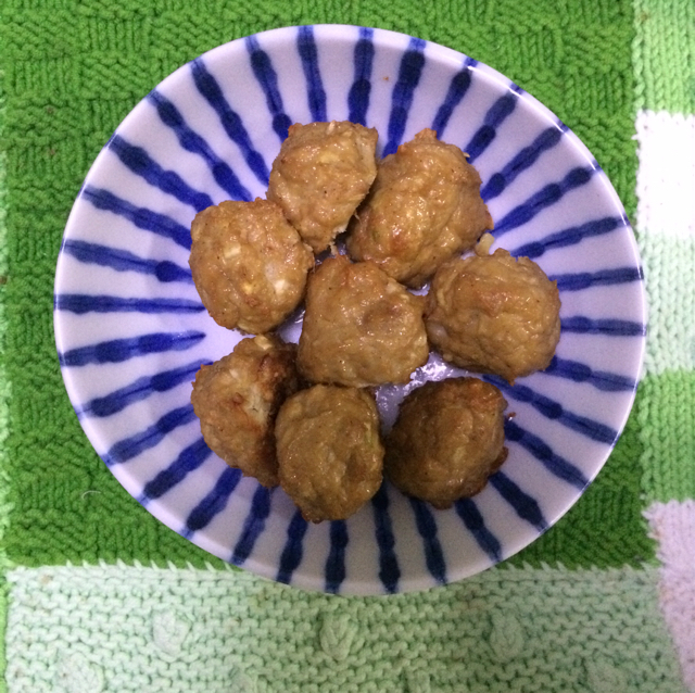 青椒烤鸡肉丸