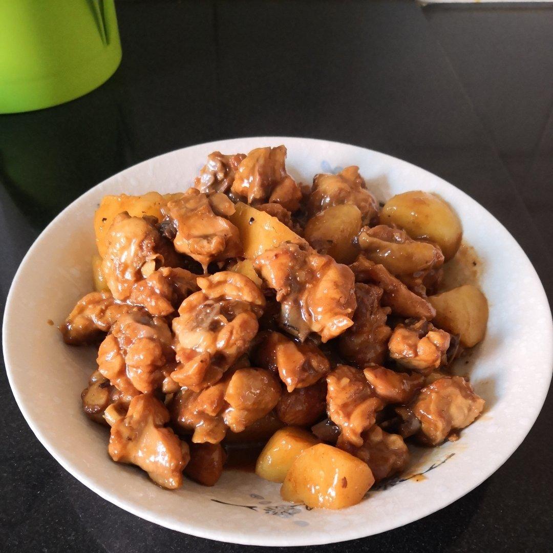 土豆焖鸡腿