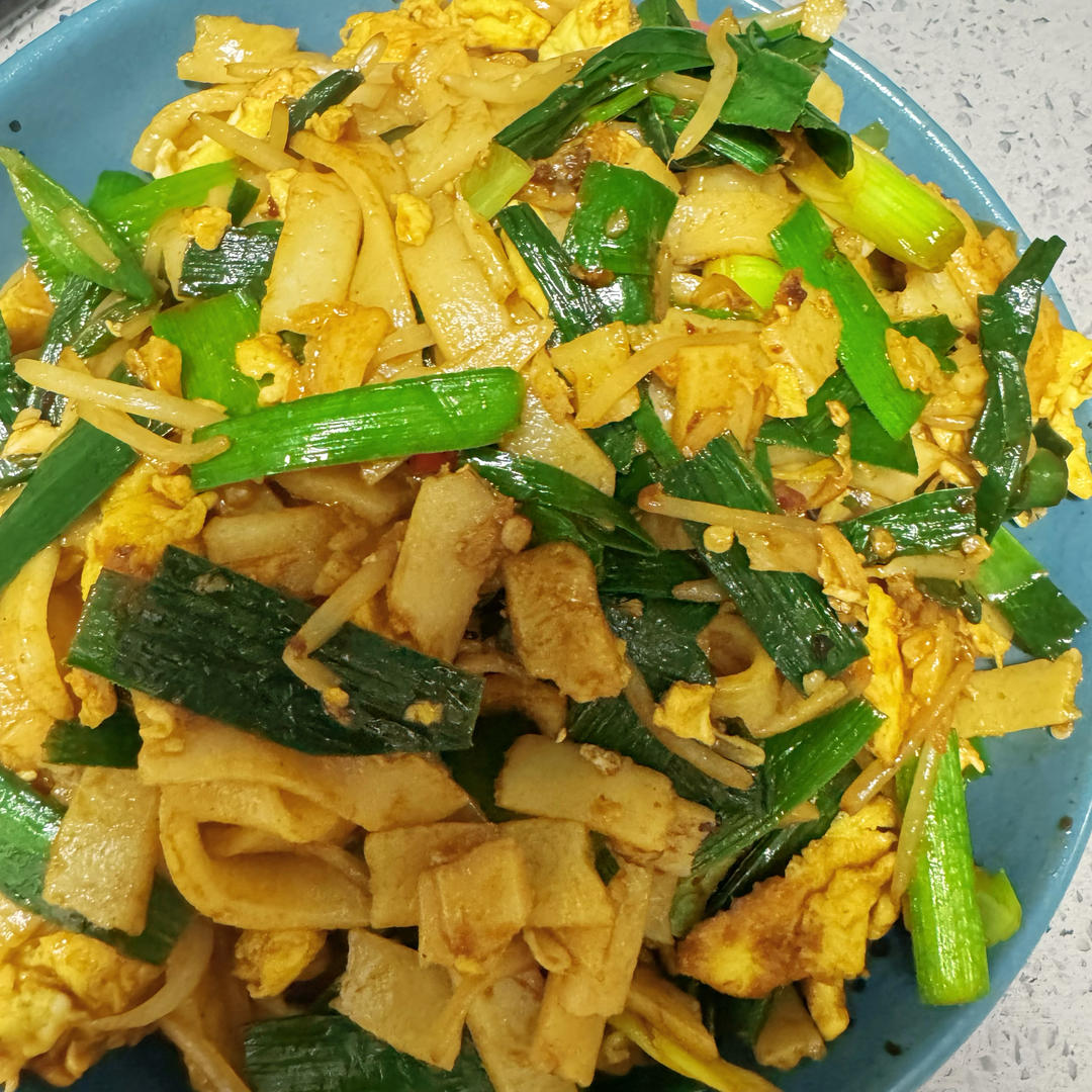 路边摊的炒河粉