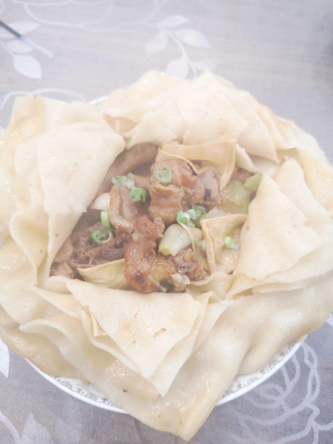 冬季暖胃大菜---羊肉焖饼