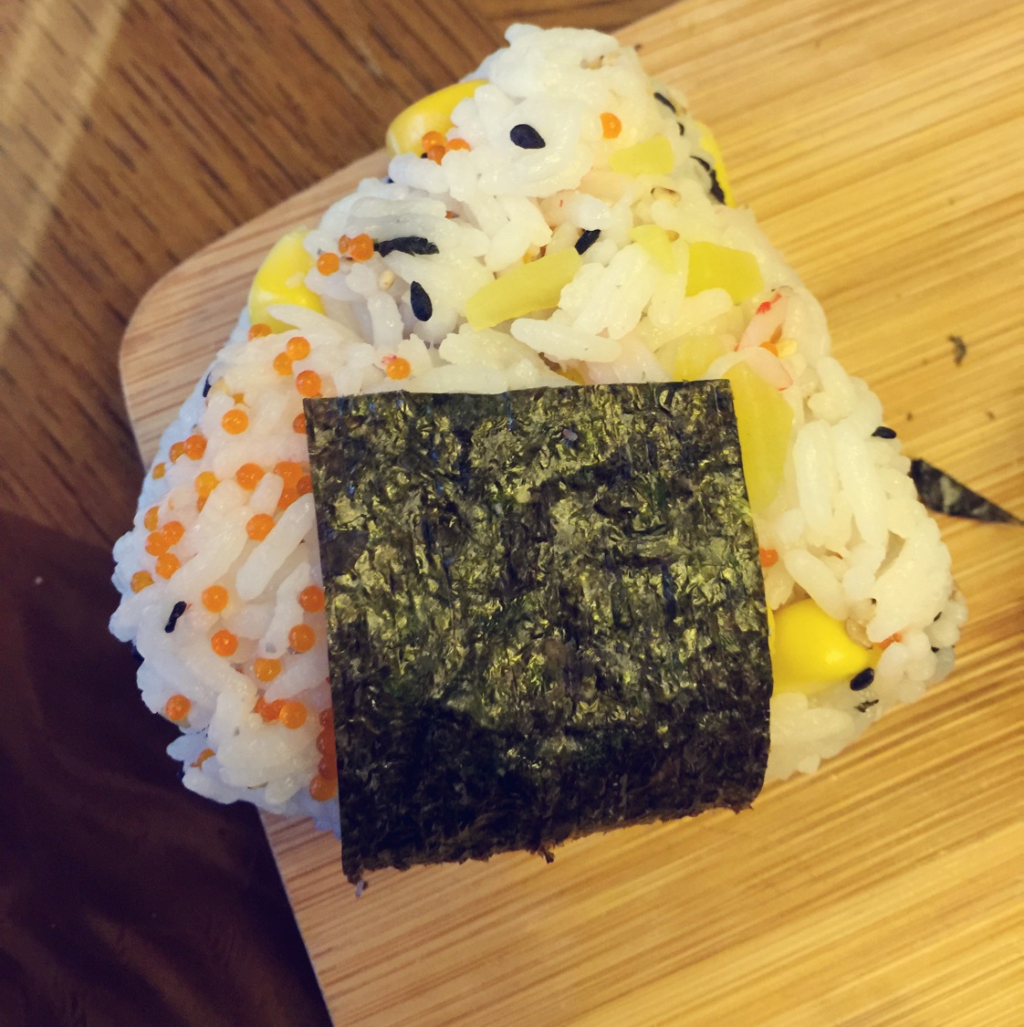 白羽妈妈做的三角寿司饭团