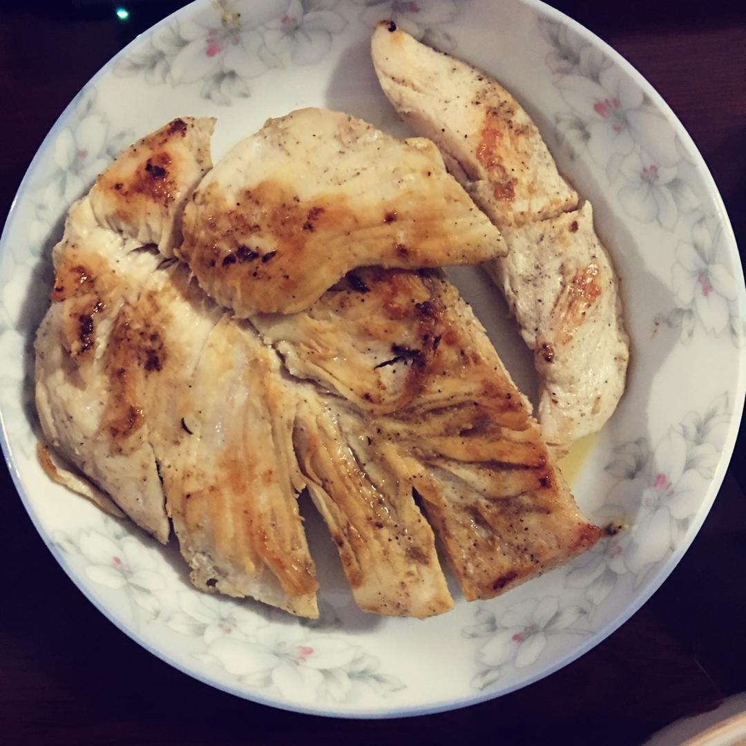 无油煎鸡胸