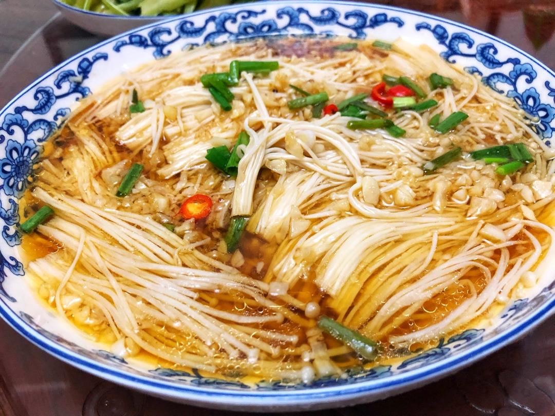 蒜蓉蒸金针菇