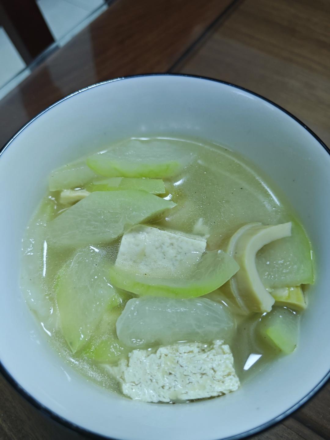 冬瓜煮羊尾笋