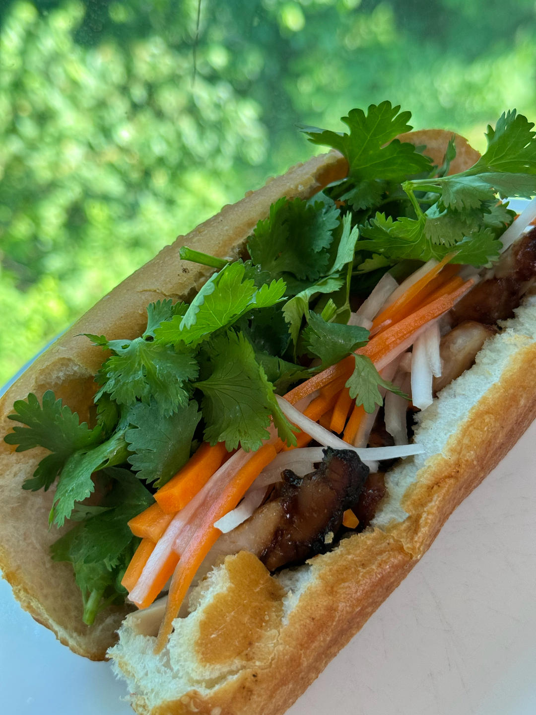 柠檬草鸡肉越南三明治（Banh Mi）