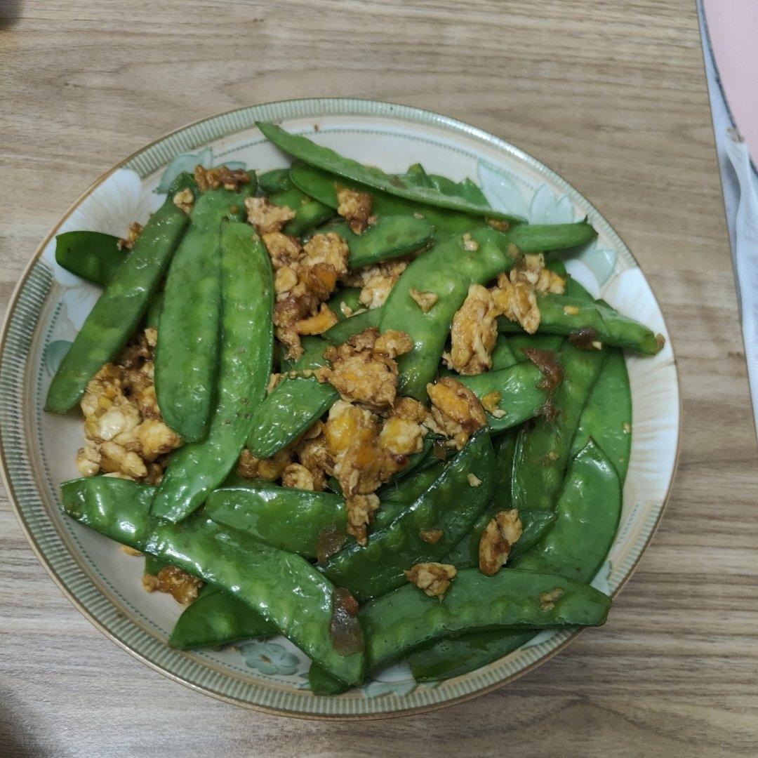 虾仁炒荷兰豆什锦