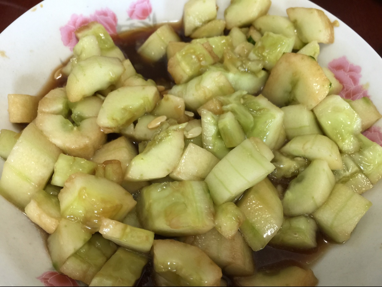凉拌黄瓜