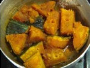 煮南瓜——调味的黄金配比的做法 步骤2
