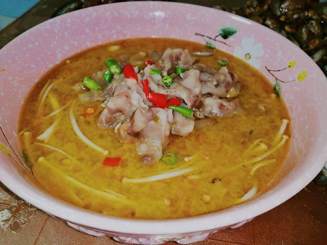 酸汤肥牛