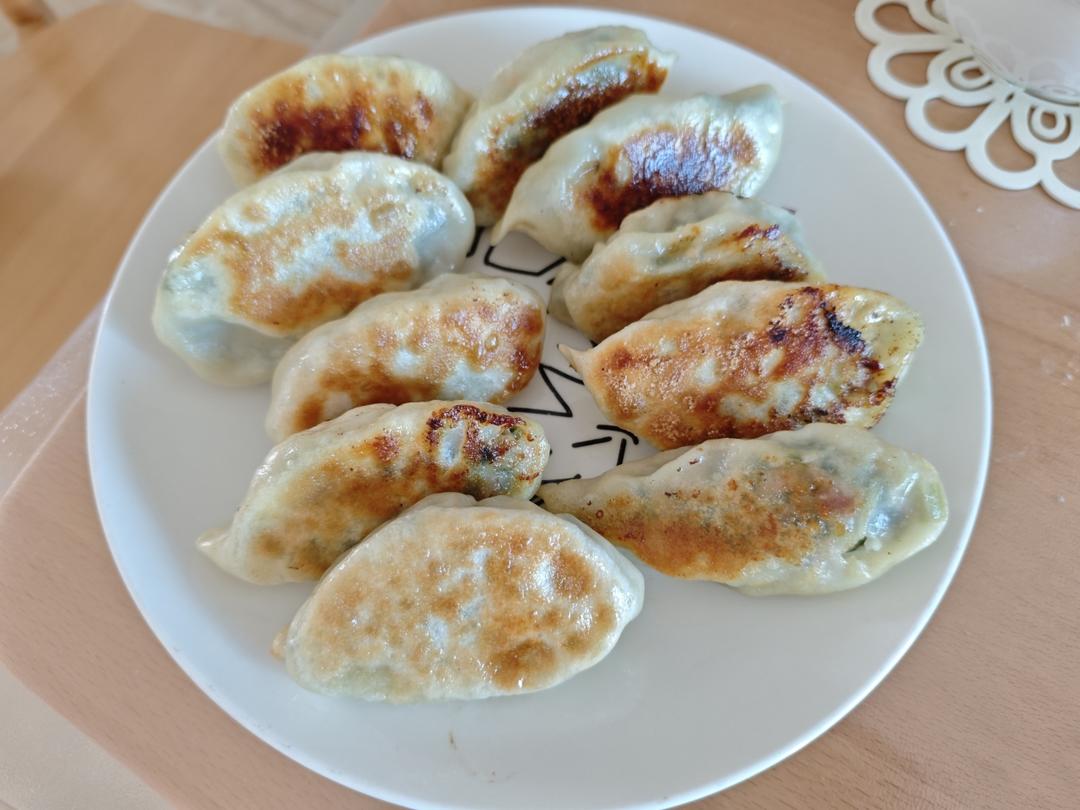 广式韭菜煎饺