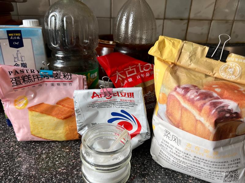 纯奶手撕吐司的做法 步骤1