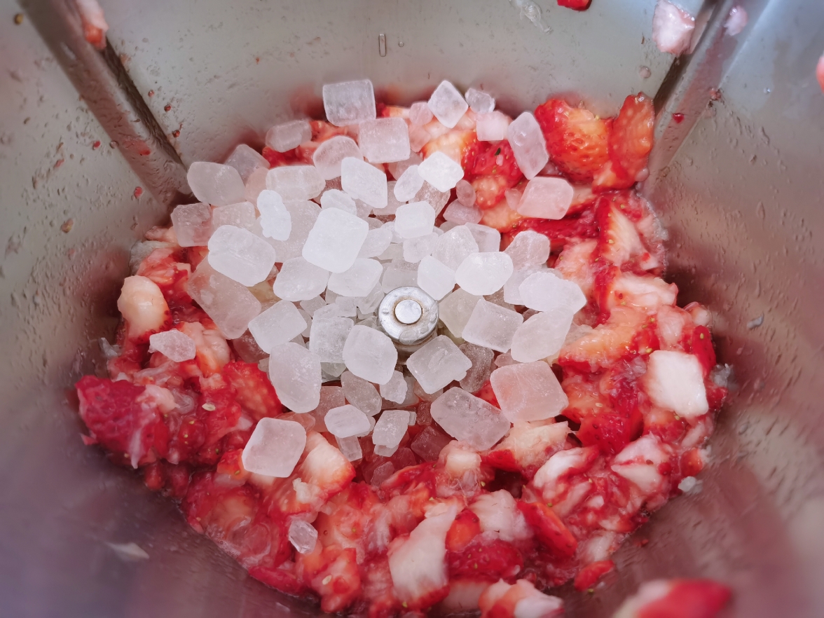 美善品—减糖草莓果酱的做法
