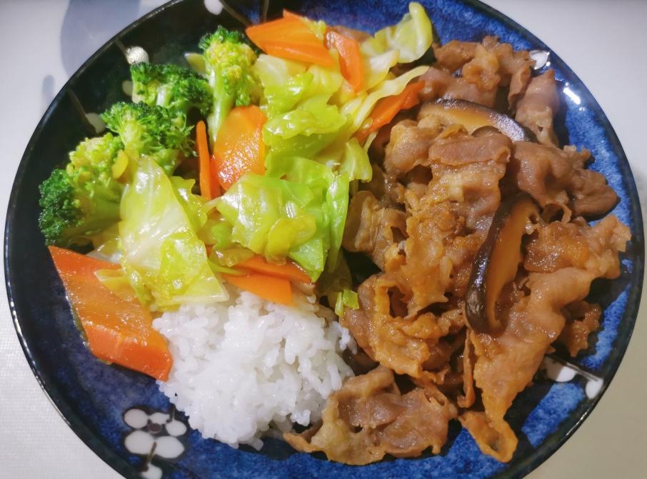 做给儿童的肥牛饭～不加油盐的做法