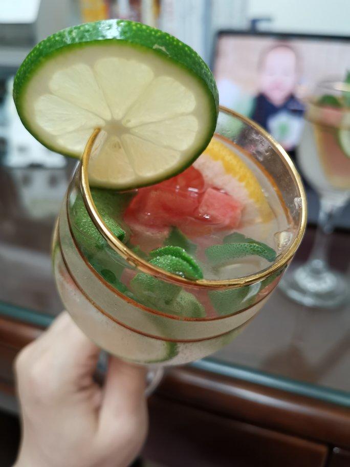 莫吉托鸡尾酒