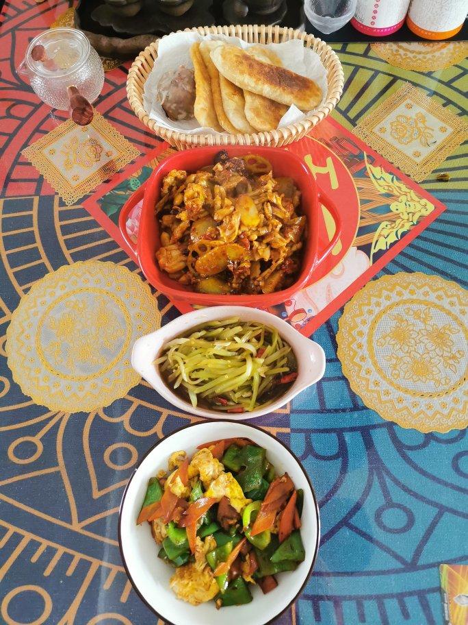 干锅牛蛙