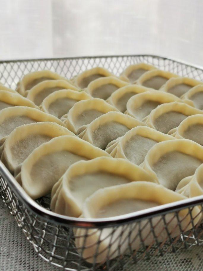 一口鲜～虾仁三鲜水饺