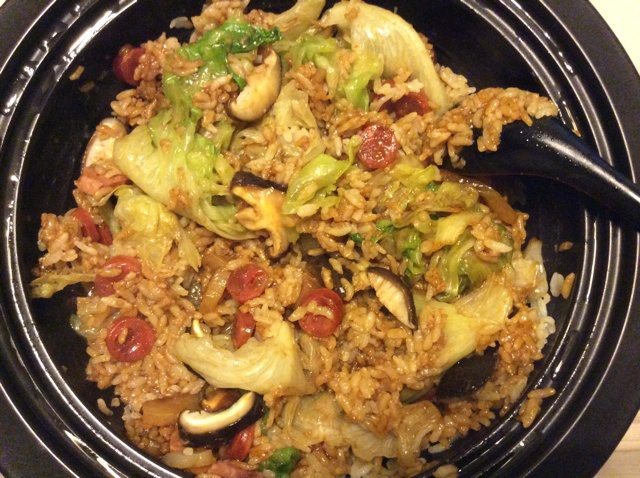 塔吉锅腊味煲仔饭