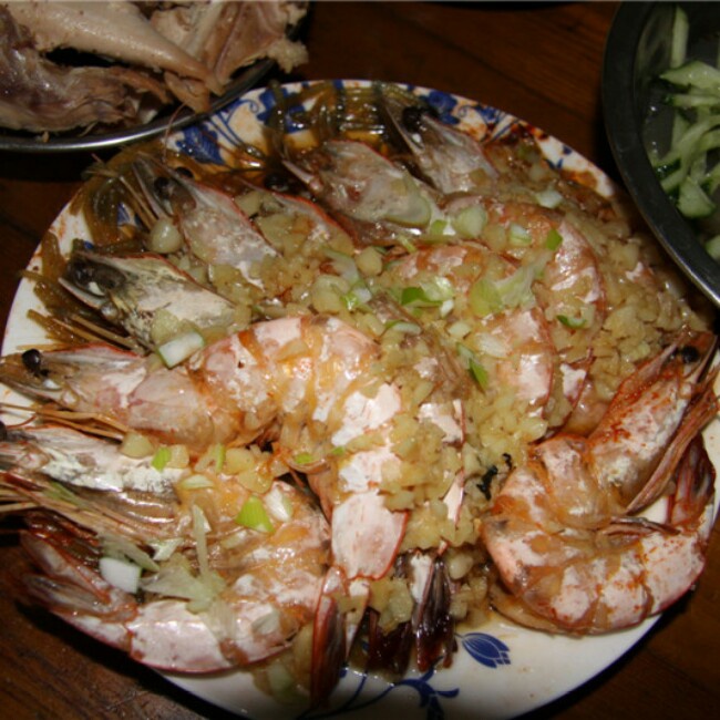 蒜蓉粉丝蒸大虾