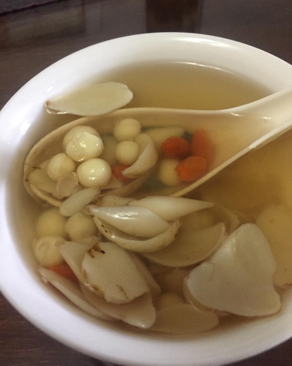 百合鸡头米糖水
