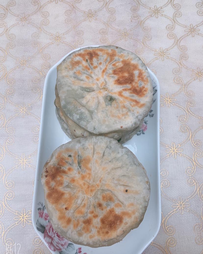 香酥脆的素馅饼☞韭菜、小白菜、鸡蛋、木耳馅