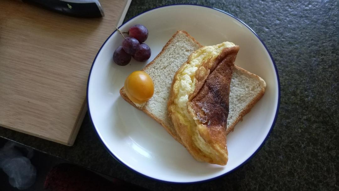 简单高颜值早餐欧姆蛋