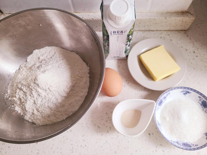 纯奶手撕吐司的做法 步骤1