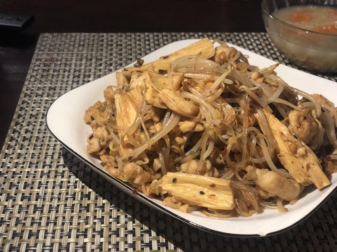 吃不够的Pad Thai 泰式沙河粉（附自制Pad Thai酱）