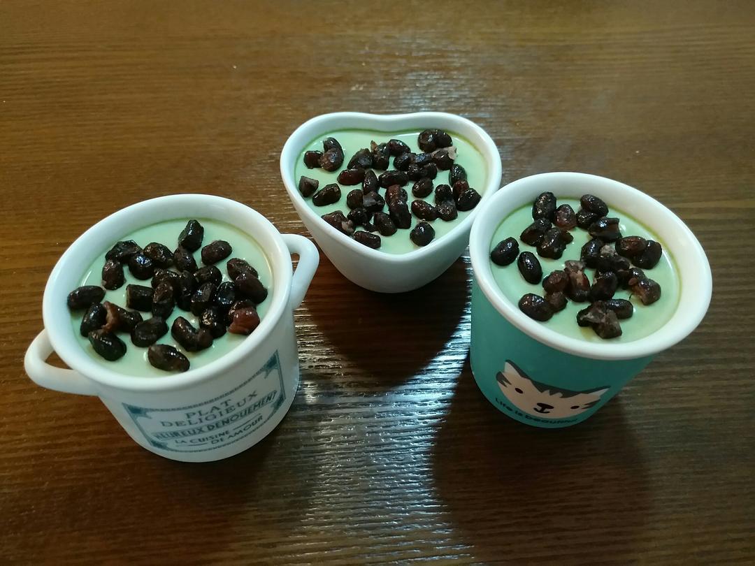 翡翠抹茶牛奶布丁