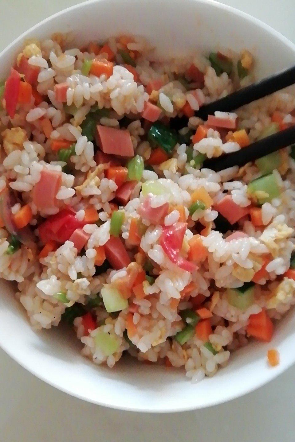 家常炒米饭