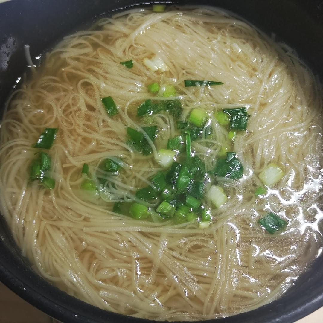 清汤挂面-香而不腻，方便快捷