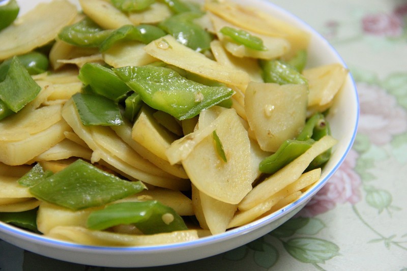 少油青椒土豆片