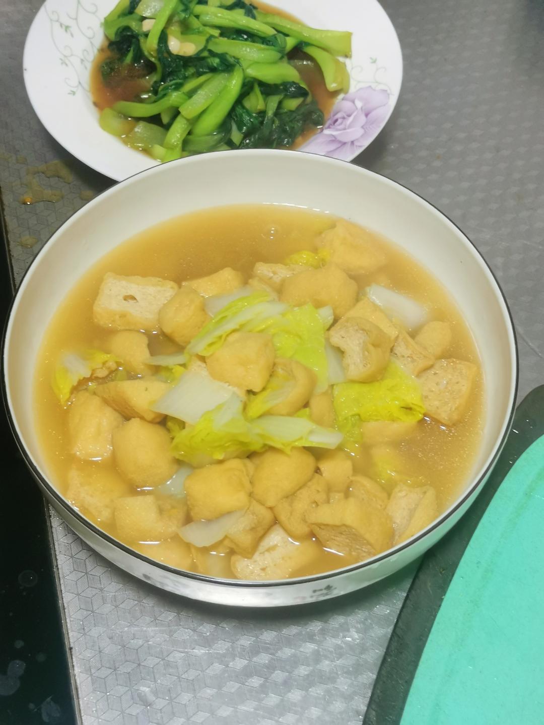 好吃到连汤汁都不剩的白菜焖豆泡，给肉都不换