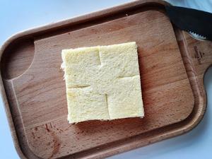 宝宝辅食：小芽早餐-法式吐司披萨盏的做法 步骤7