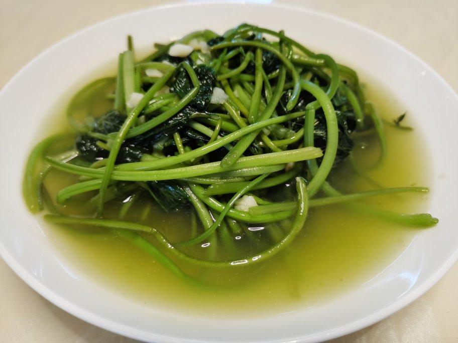 蒜蓉炒番薯叶