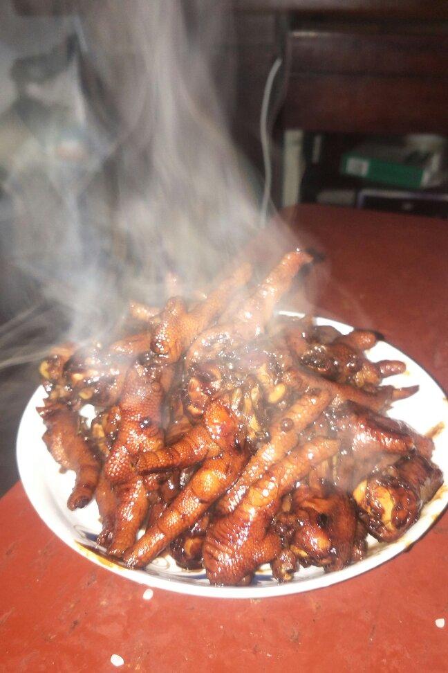 秘制红烧鸡爪