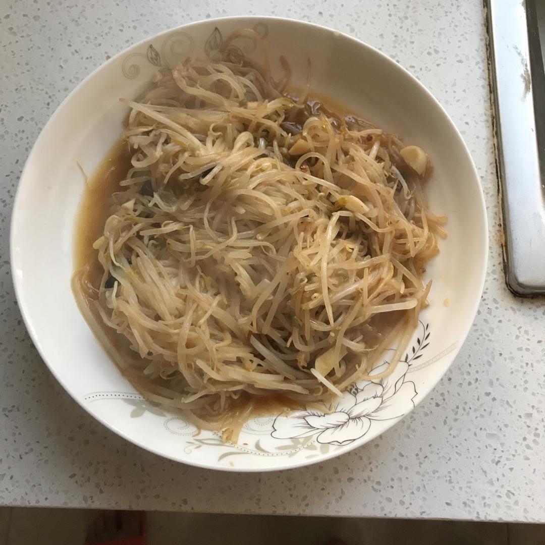 黄豆芽炒肉丝