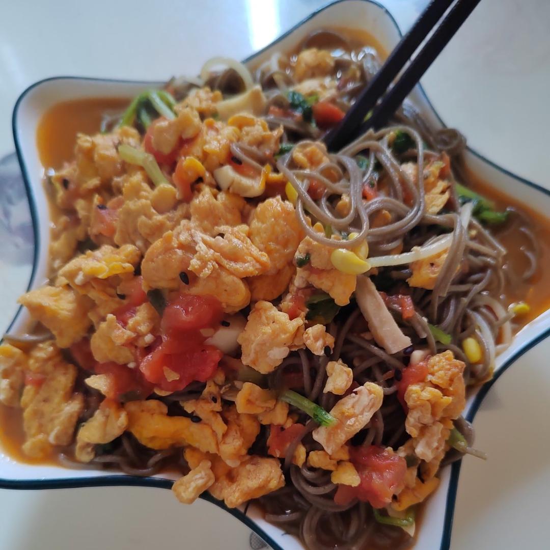 减脂餐 番茄鸡蛋荞麦面