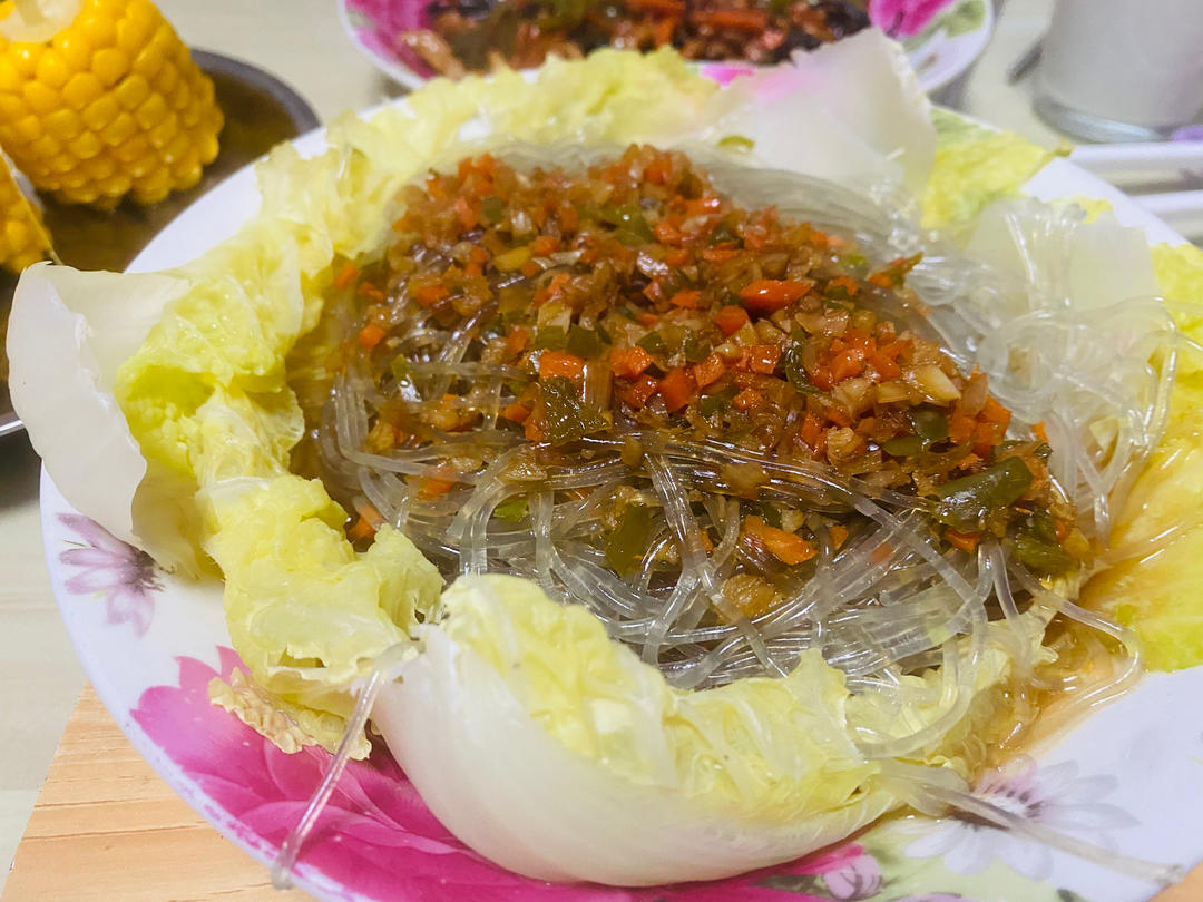 家常菜|蒜蓉蒸金针菇粉丝娃娃菜拼盘