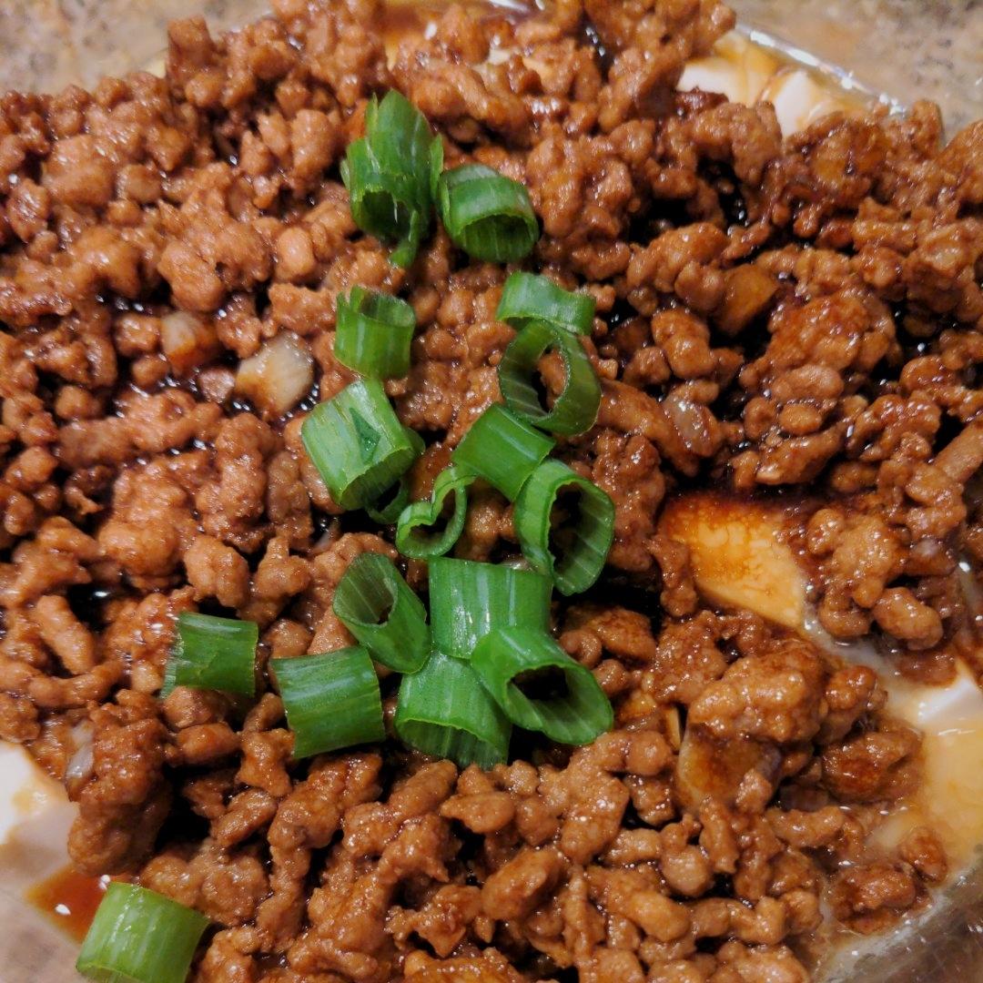 【豆腐肉末蒸蛋】非常嫩滑，小朋友也特喜欢