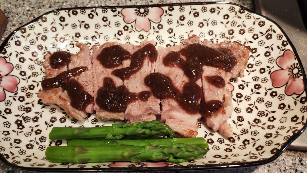 煎牛排