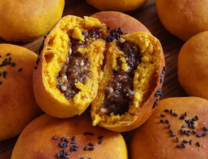 美味南瓜豆沙包