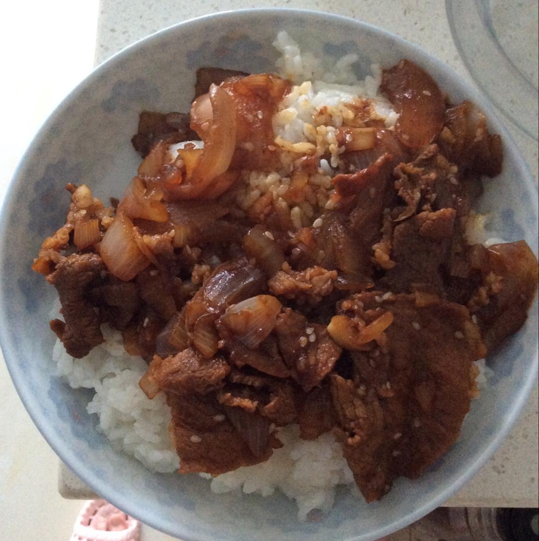 吉野家牛肉饭（牛丼）