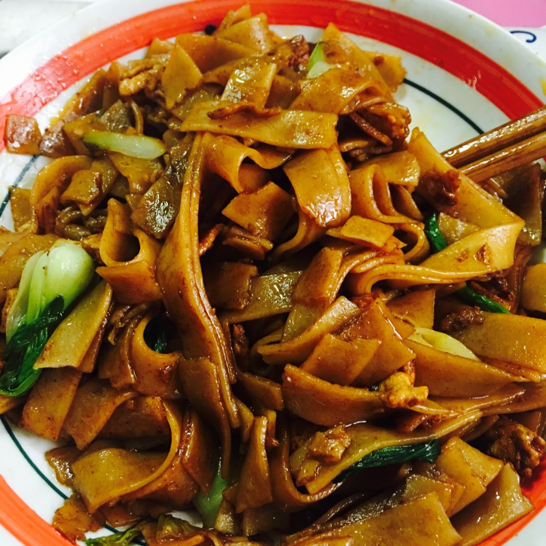 牛肉炒河粉