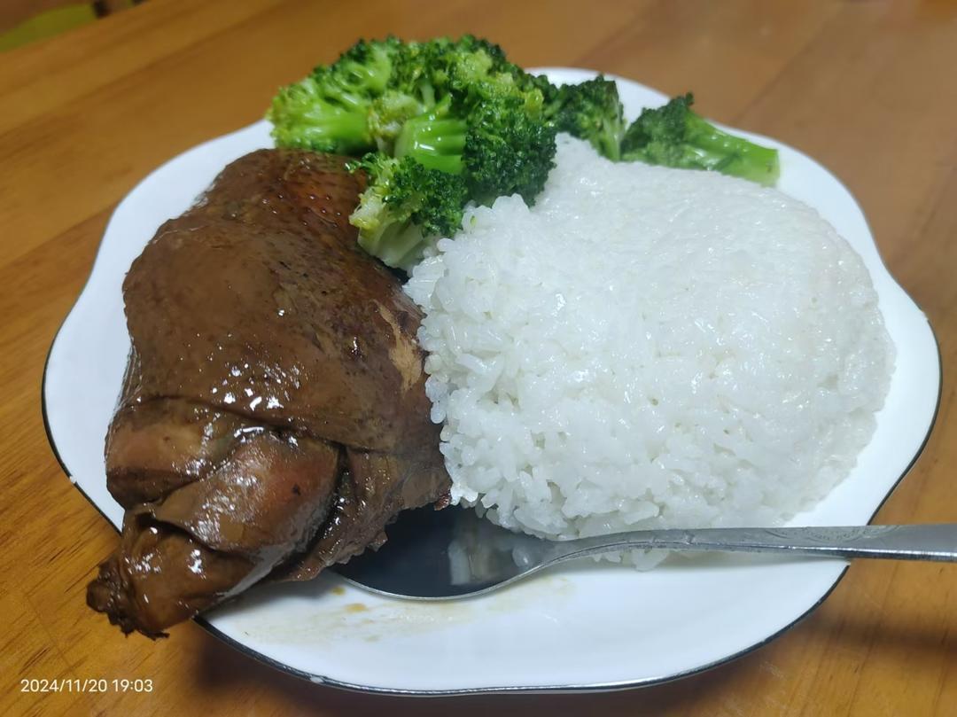 爆好吃的卤鸡腿 卤蛋❗电饭煲 炒锅都可以做~