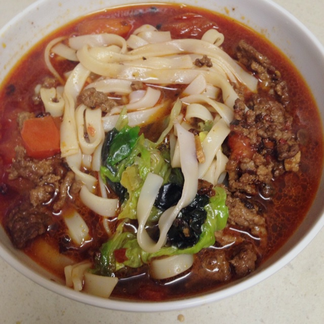 红油香辣牛肉米线