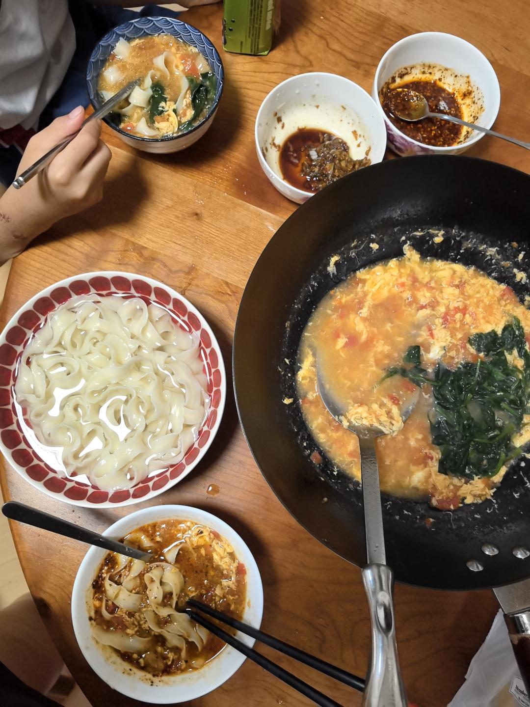 劲道鲜香的【陕西蘸水面】，1根就能吃到饱！