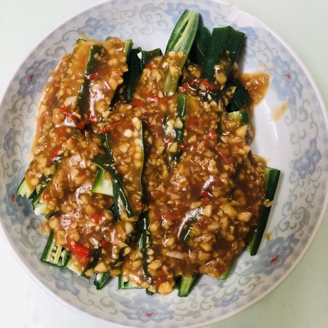 秋葵最好吃的做法，蒜香秋葵