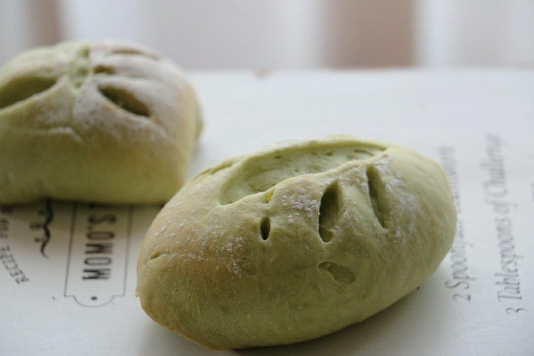 抹茶豆沙奶酪软欧包